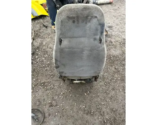 Ford LT9513 LOUISVILLE 113 Seat, Front