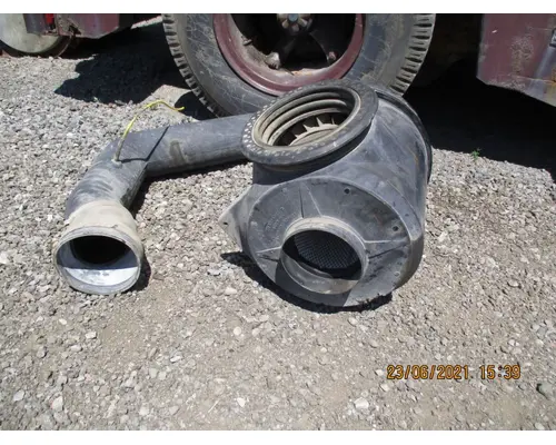 Ford LT9513 Air Cleaner