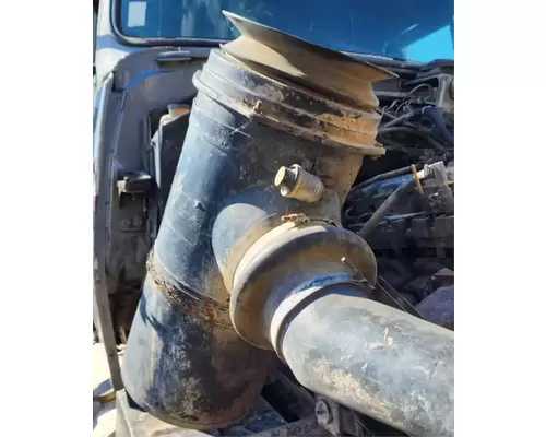 Ford LTL9000 Air Cleaner