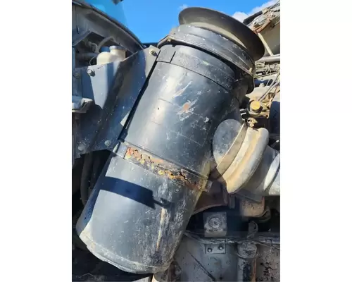 Ford LTL9000 Air Cleaner
