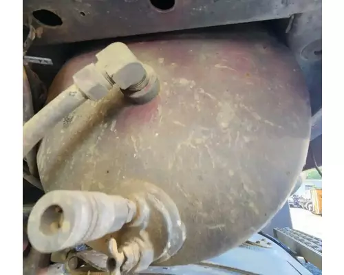 Ford LTL9000 Air Tank