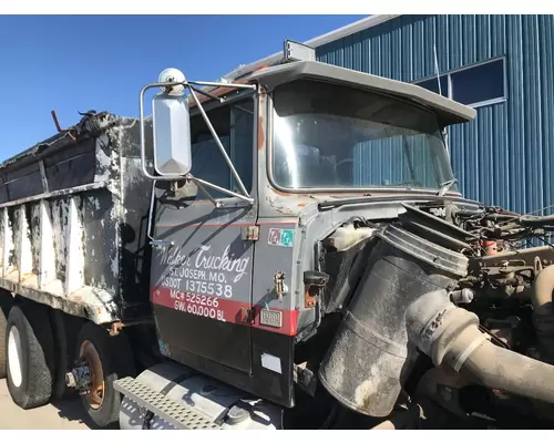 Ford LTL9000 Cab Assembly