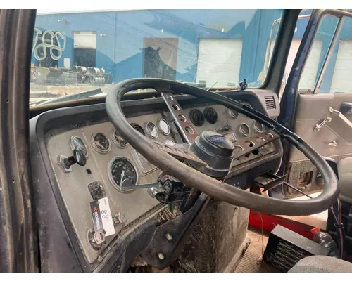 Ford LTL9000 Dash Assembly