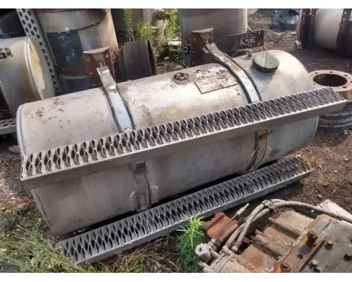 Ford LTL9000 Fuel Tank