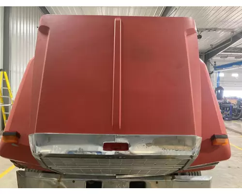 Ford LTL9000 Hood