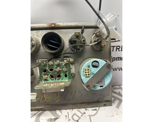 Ford LTL9000 Instrument Cluster