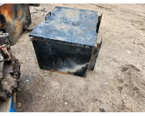 Ford LTL9000 Tool Box