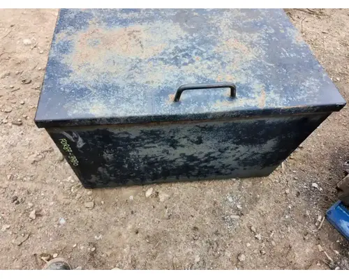 Ford LTL9000 Tool Box