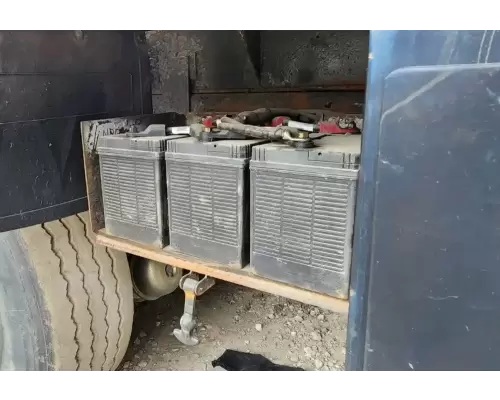 Ford LTS8000 Battery Box
