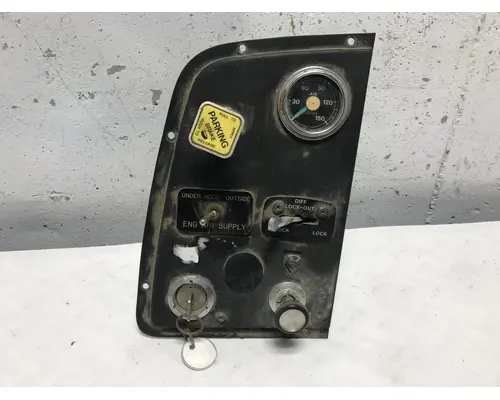 Ford LTS8000 Dash Assembly