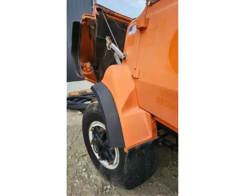 Ford LTS8000 Fender Extension