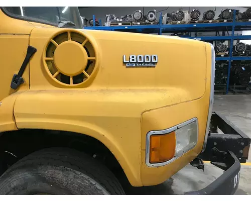 Ford LTS8000 Hood