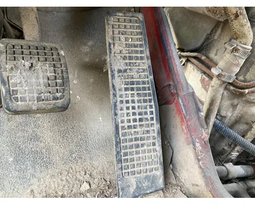 Ford LTS9000 Body, Misc. Parts