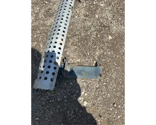 Ford LTS9000 Exhaust Pipe