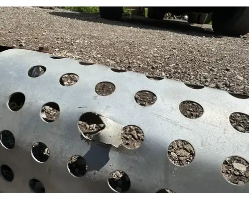 Ford LTS9000 Exhaust Pipe