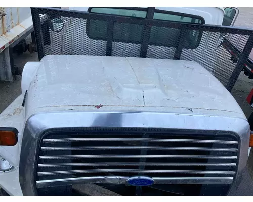 Ford LTS9000 Hood