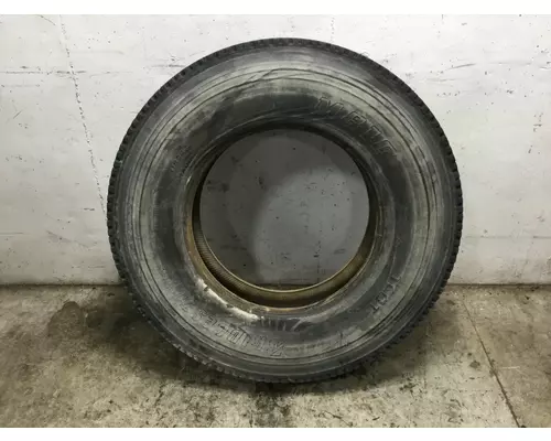 Ford LTS9000 Tires