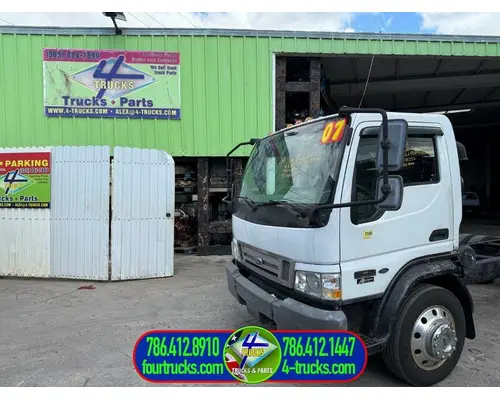 Cab Ford LCF 4-trucks Enterprises LLC