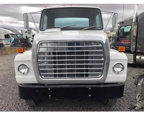 Hood Ford LN700 Holst Truck Parts