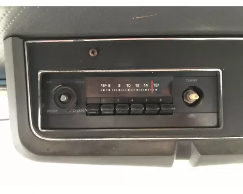 Radio Ford LN8000 Vander Haags Inc Cb