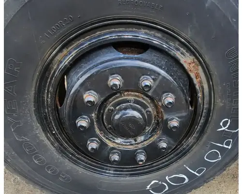 Spindle / Knuckle, Front Ford LN8000 Complete Recycling Group LLC