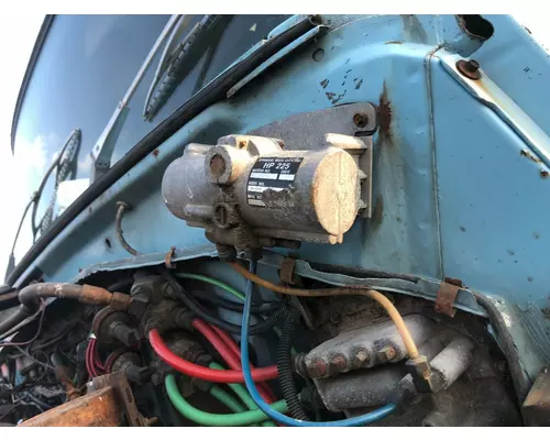 Wiper Motor, Windshield Ford LN8000 Vander Haags Inc Sp