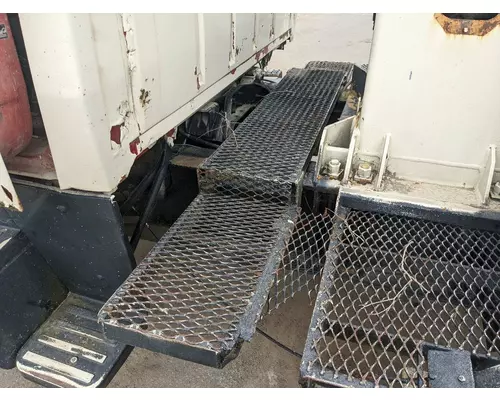 Catwalk Ford LN800 Vander Haags Inc Dm