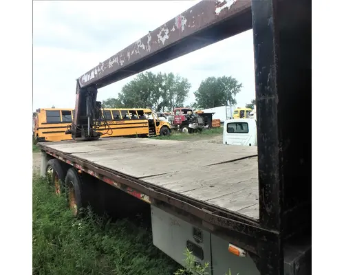 Body / Bed FORD LNT8000 Sam's Riverside Truck Parts Inc