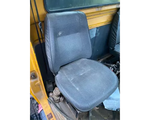 Seat, Front Ford LNT8000 Complete Recycling