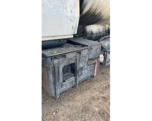 Fuel Tank Ford LNT9000 Holst Truck Parts