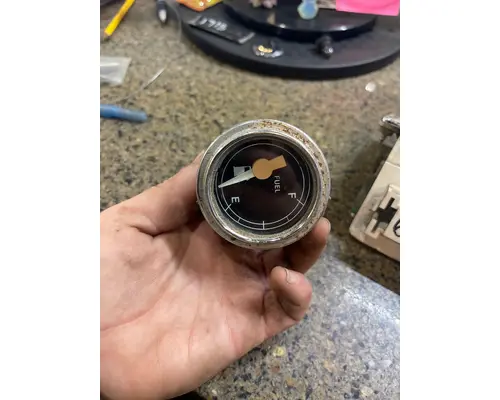 Gauges (all) FORD LNT9000 Truck Salvage International Inc