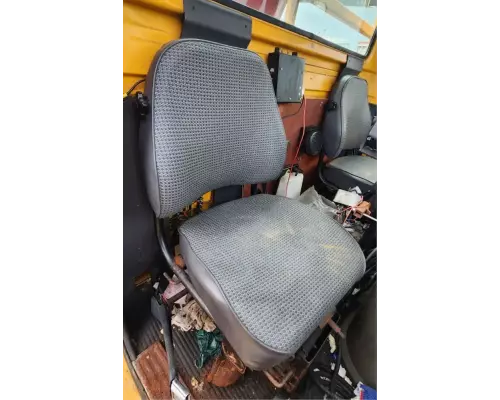 Seat, Front Ford LNT9000 Complete Recycling