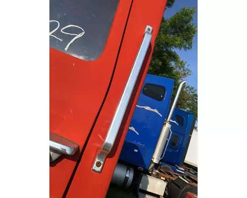 Body Parts, Misc. Ford LT8000 Vander Haags Inc Sp