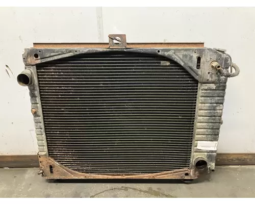 Radiator Ford LT8000 Vander Haags Inc Sp
