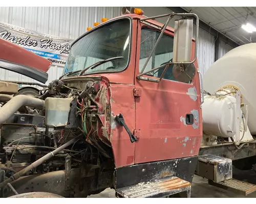 Cab Ford LT9000 Vander Haags Inc Sf