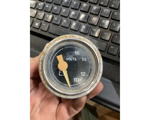 Gauges (all) FORD LTL9000 Truck Salvage International Inc