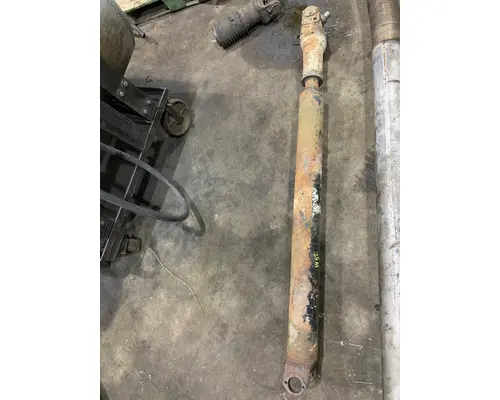 Drive Shaft, Front FORD LTLA9000 AERO MAX 120 Truck Salvage International Inc