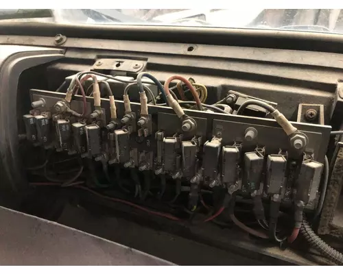 Fuse Box Ford LTLA9000 Vander Haags Inc Sp