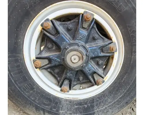 Spindle / Knuckle, Front Ford LTS8000 Complete Recycling Group LLC