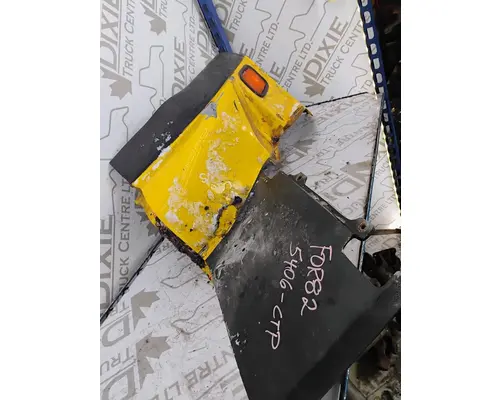 Fender Extension FORD LTS9000 Dixie Truck Centre