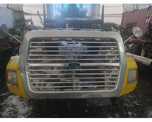 Hood FORD LTS9000 Dixie Truck Centre