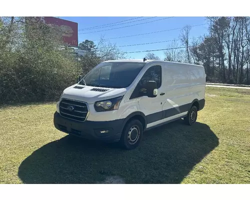 Complete Vehicle FORD TRANSIT 250 B &amp; W  Truck Center