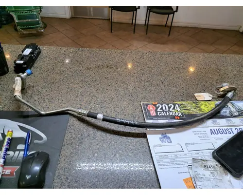 Air Conditioner Hoses FREIGHTLINER  Truck Salvage International Inc