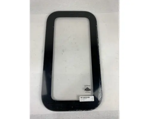 Back Glass FREIGHTLINER  Hagerman Inc.