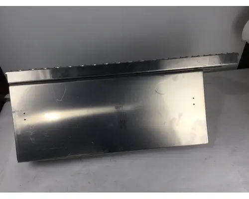 Battery Box FREIGHTLINER  Hagerman Inc.