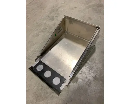 Battery Box FREIGHTLINER  Hagerman Inc.