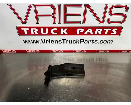 Brackets, Misc. FREIGHTLINER  Vriens Truck Parts