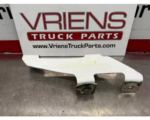 Brackets, Misc. FREIGHTLINER  Vriens Truck Parts