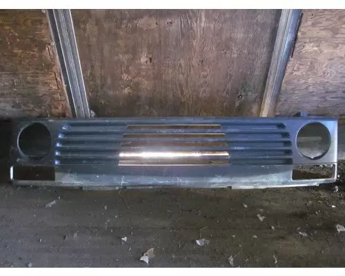 Bumper Assembly, Front FREIGHTLINER  WM. Cohen &amp; Sons