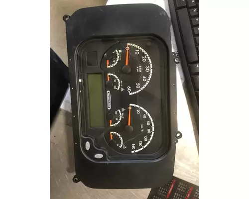 Dash Panel FREIGHTLINER  Hagerman Inc.